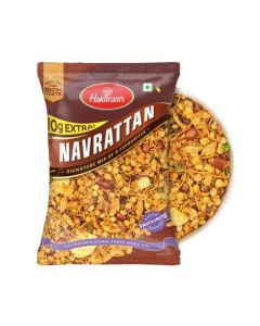 Haldiram's Navrattan Namkeen - Signature Mix of 9 Favourites, 200g/210g/220g (Weight May Vary)